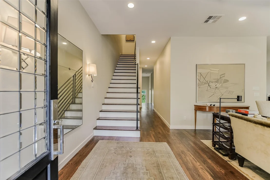Photo of 3718 Bridle PATH