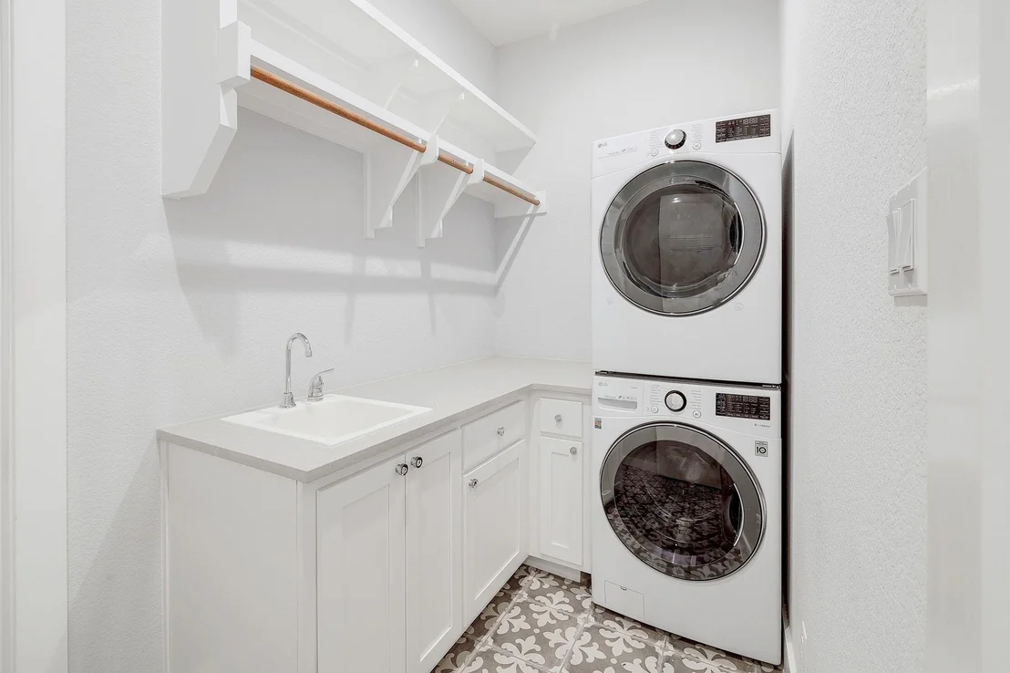 Photo of 17 Highland Spring LN