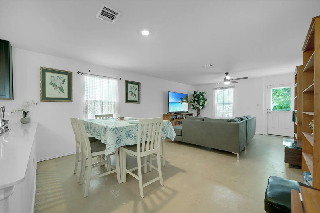 Photo of 36 Trinity CIR