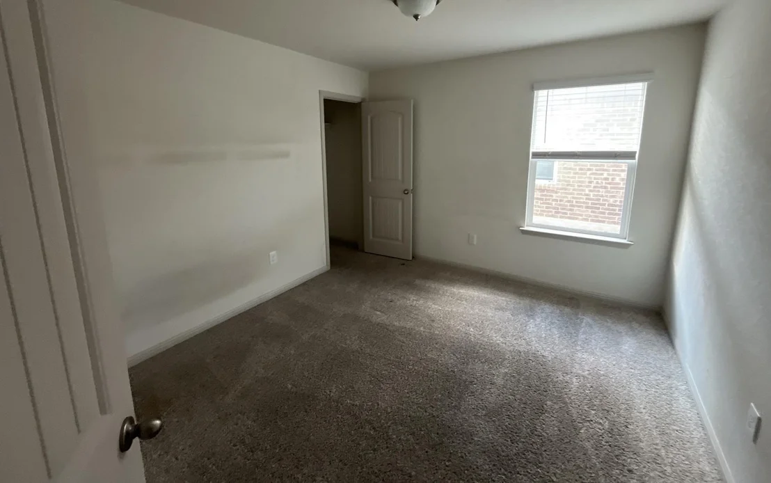 Photo of 216 Frederick DR