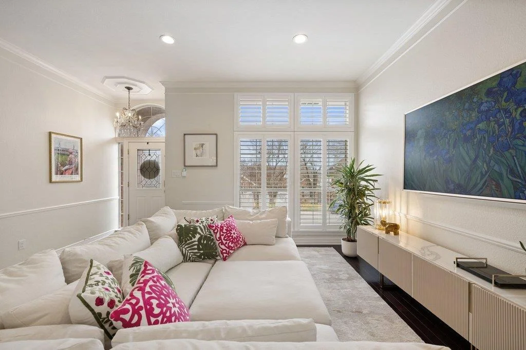 Photo of 2200 Cliffs Edge DR