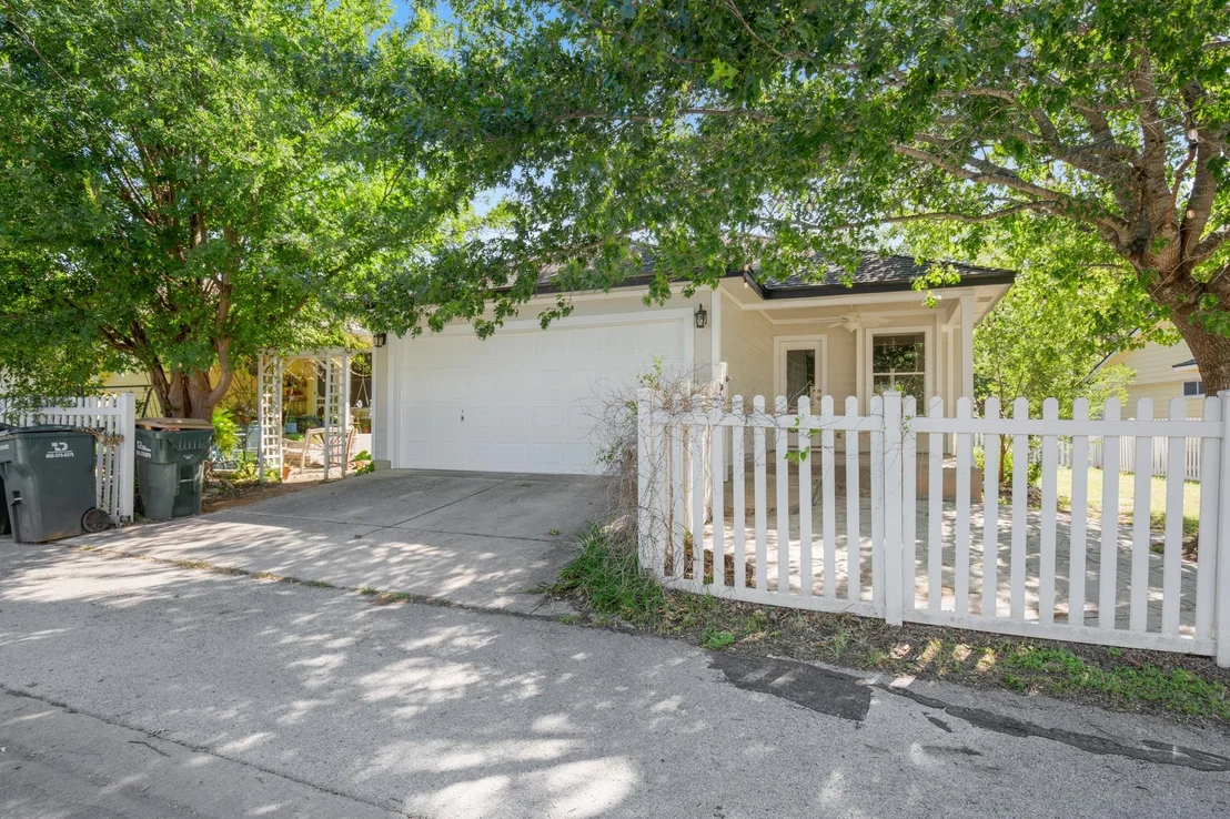 Photo of 151 Sampson