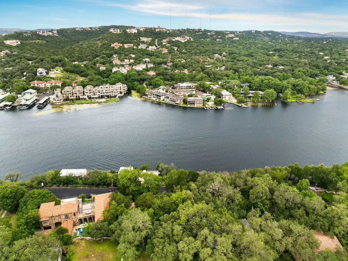 Photo of 2205 Scenic DR