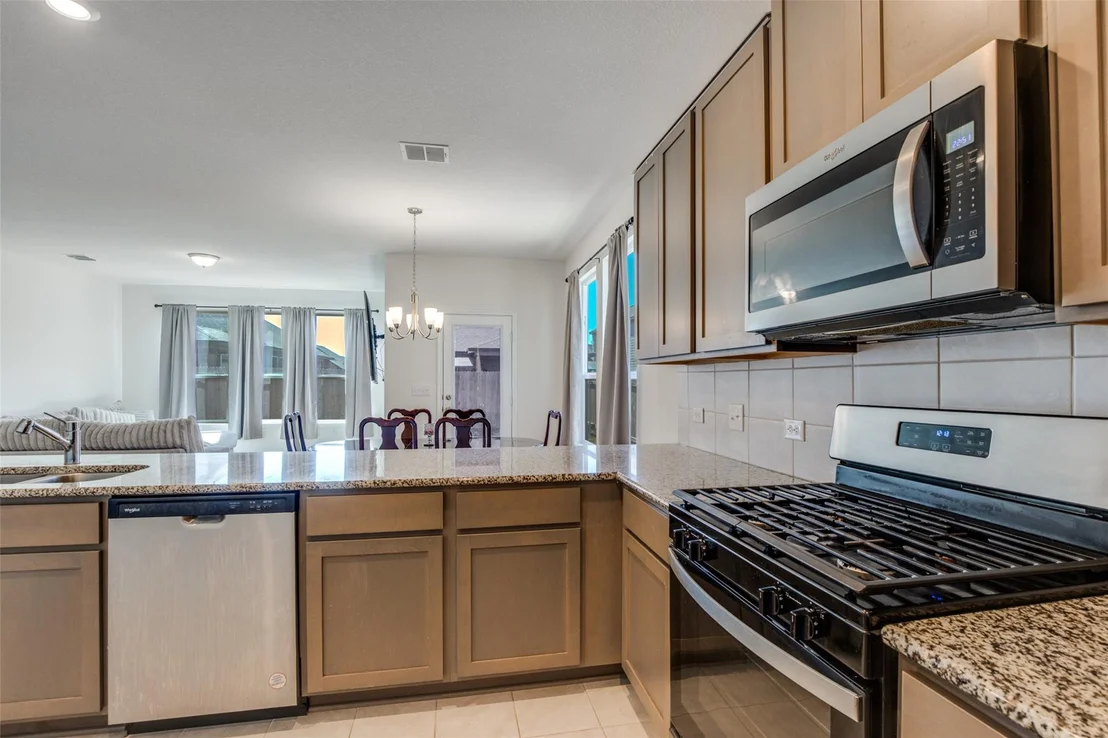 Photo of 211 Pitkin DR