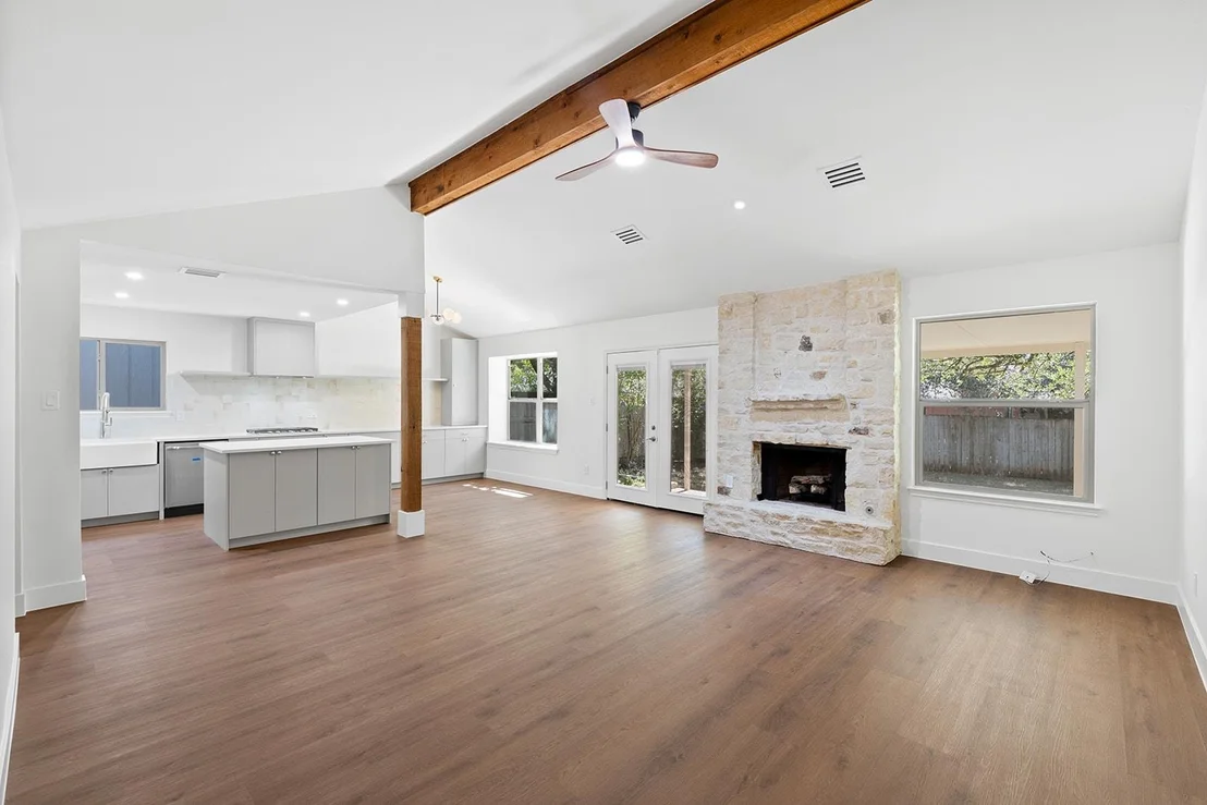 Photo of 3609 Oak Creek DR