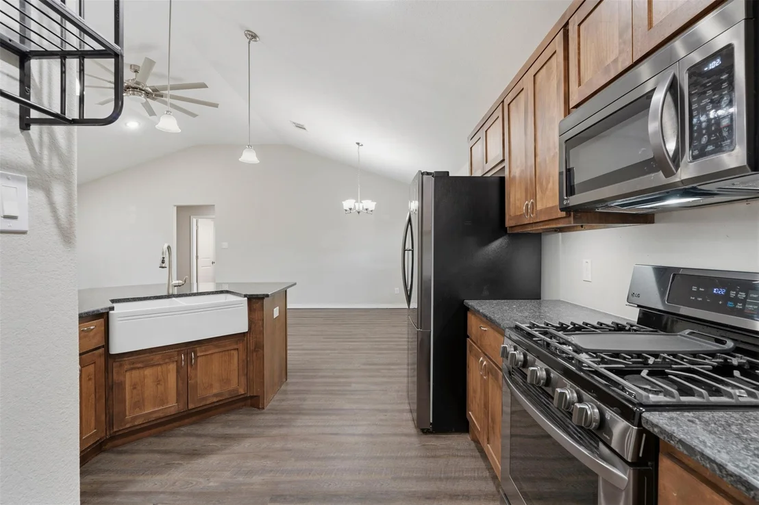Photo of 6211 County Road 342