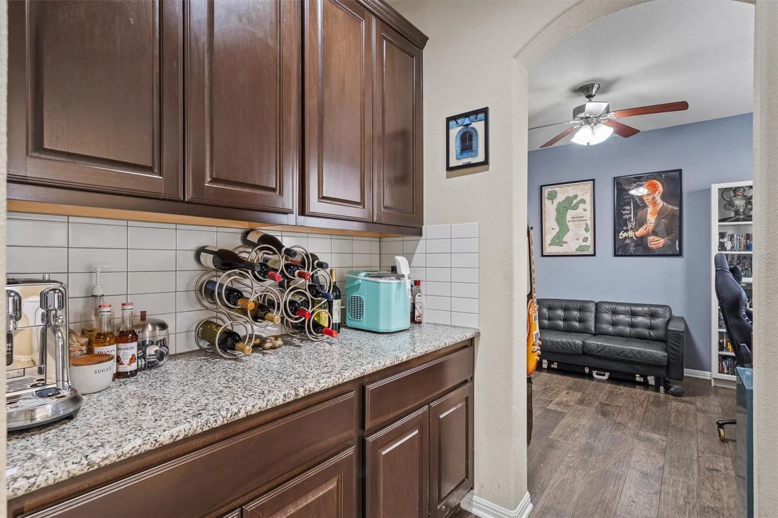 Photo of 2520 Weeping Beech LN