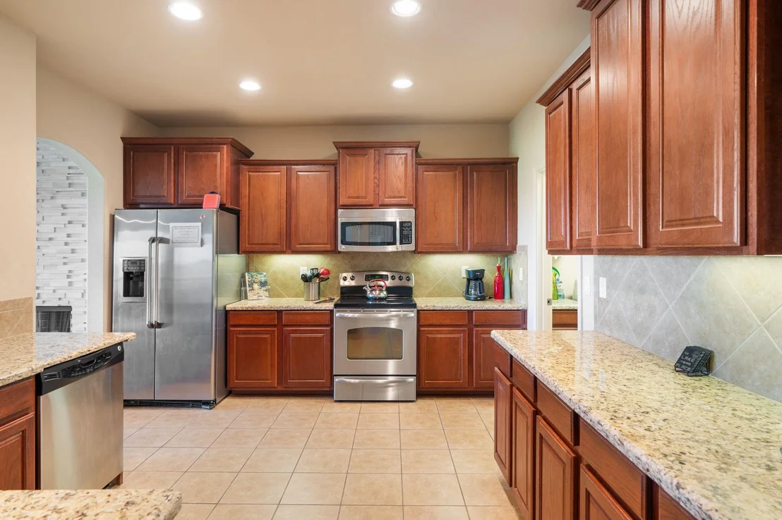 Photo of 970 Parkview DR