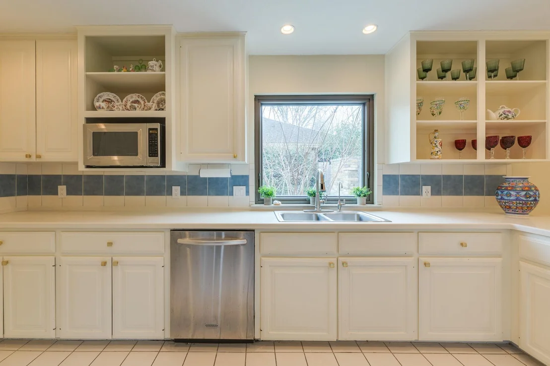 Photo of 2403 Braemar CV