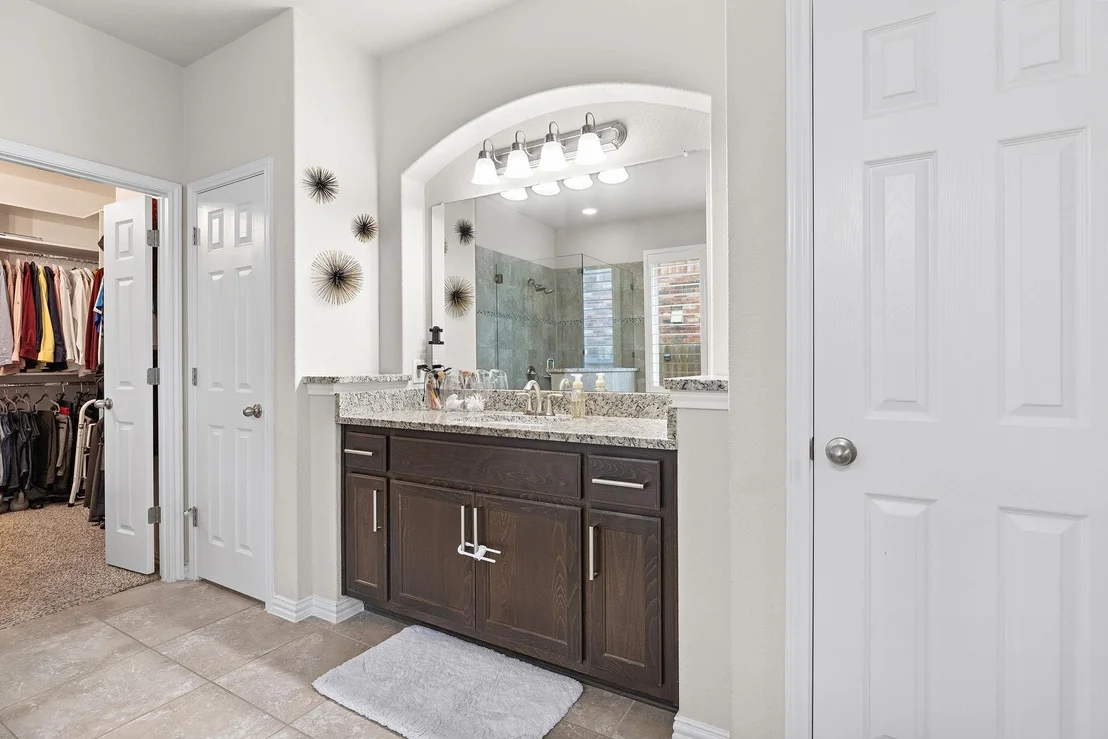 Photo of 3335 Hidalgo LOOP