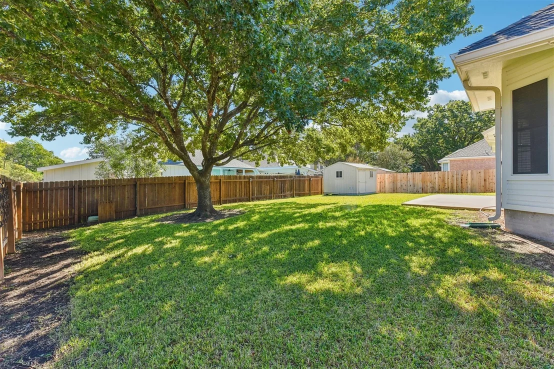 Photo of 412 Settlers Valley DR
