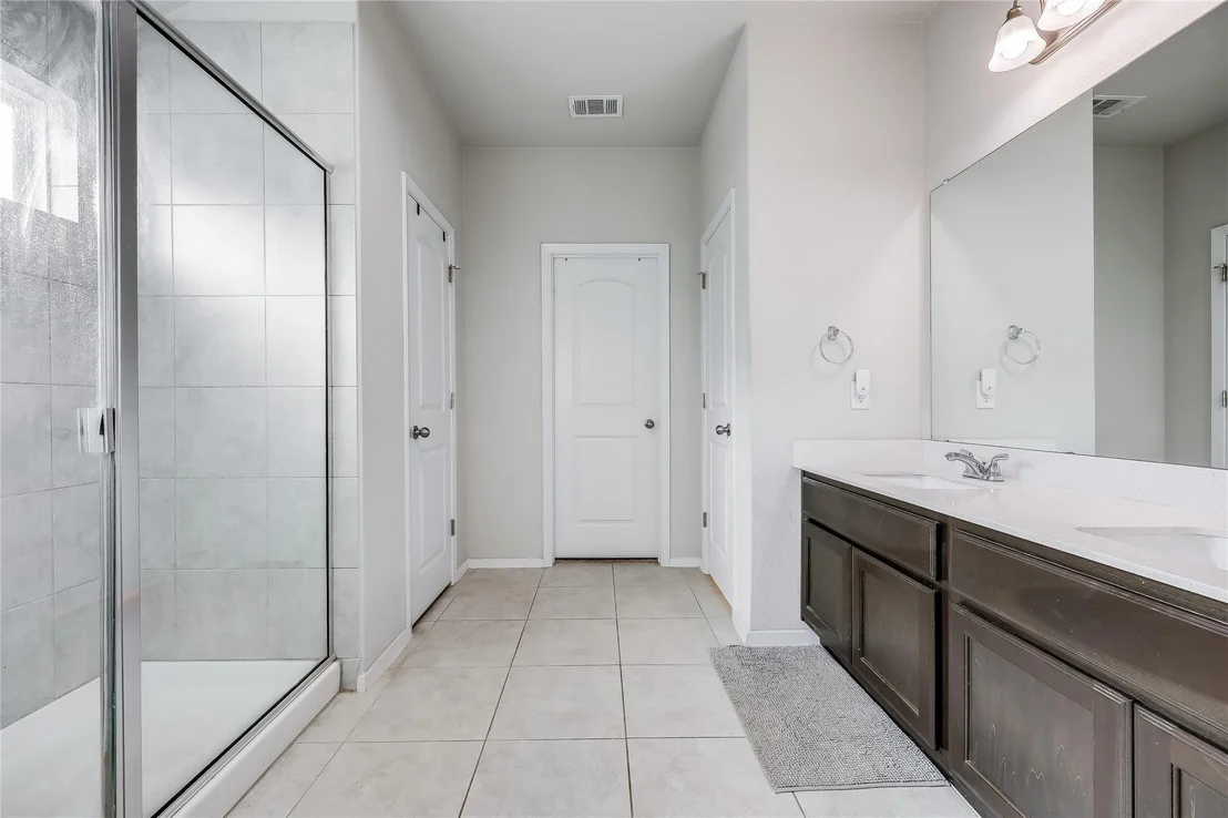 Photo of 4116 Hillside DR