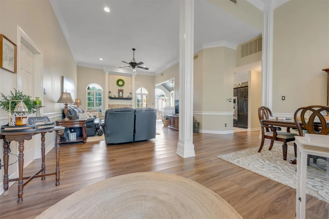 Photo of 1318 Spring Branch DR
