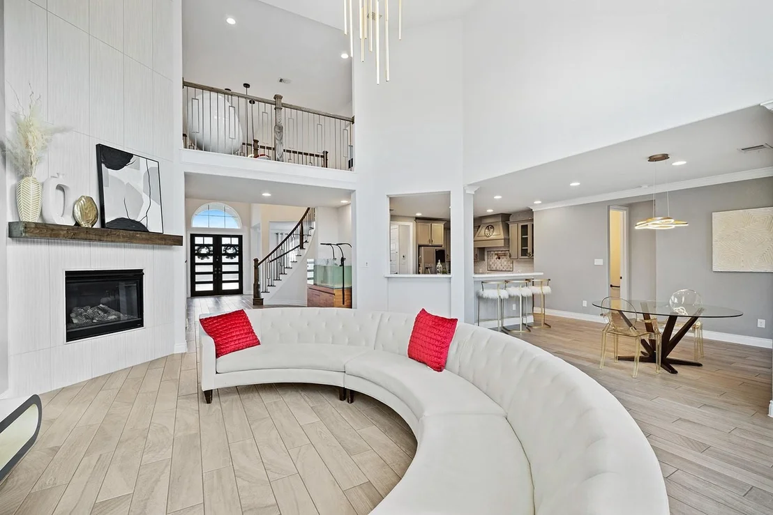 Photo of 116 Catani LOOP