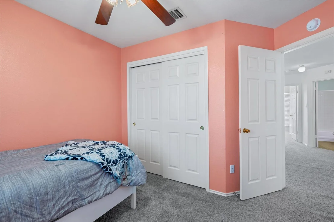 Photo of 1002 Pathfinder WAY