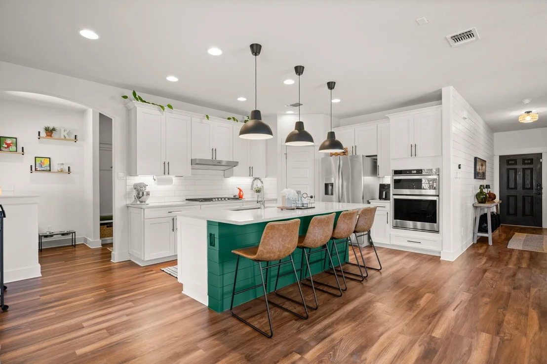 Photo of 238 Big Leaf DR