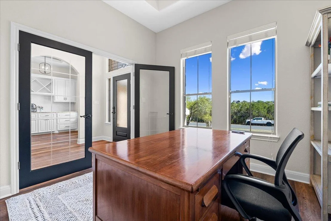 Photo of 10621 W Cave LOOP