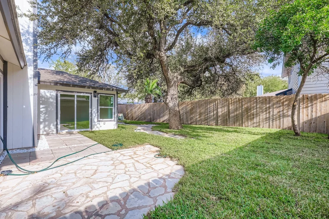 Photo of 4612 Ganymede DR