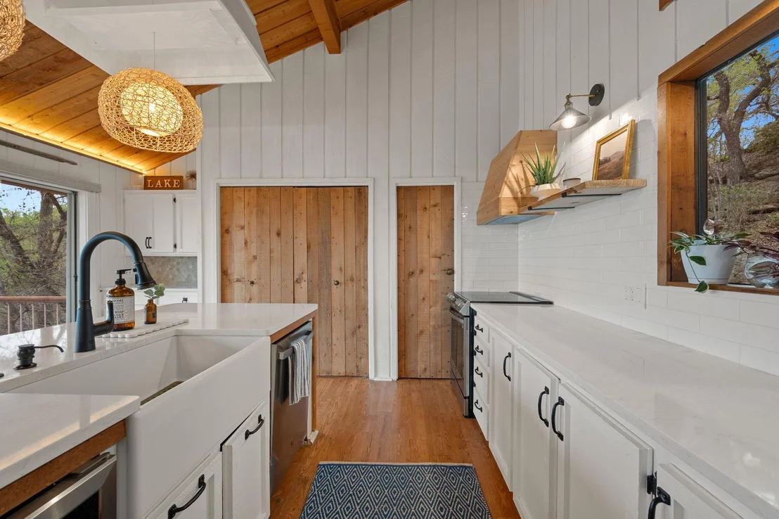 Photo of 403 Coventry RD