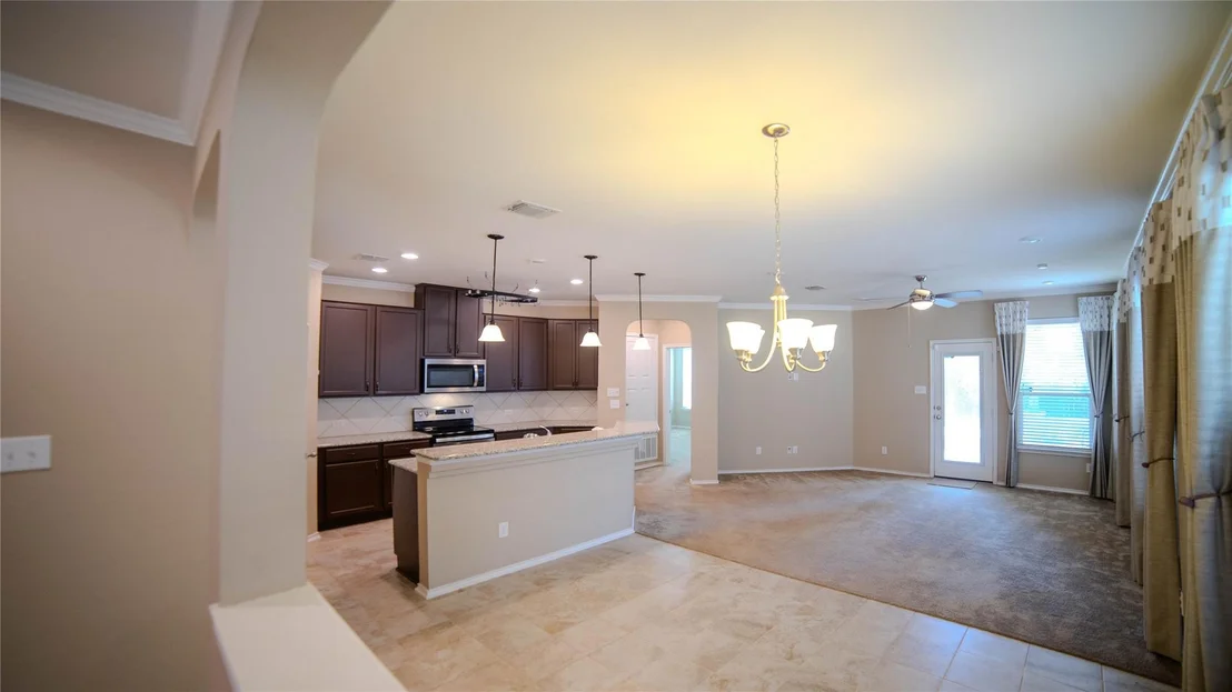 Photo of 325 Tordesillas DR