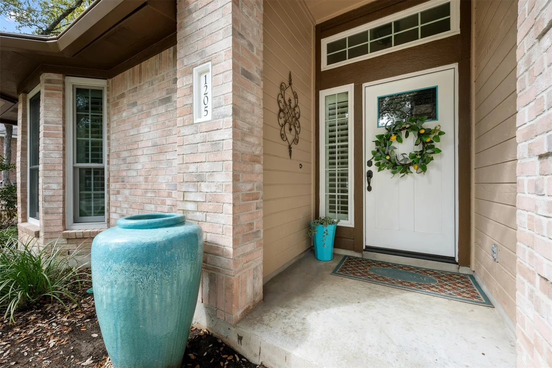 Photo of 1205 Sugarberry DR