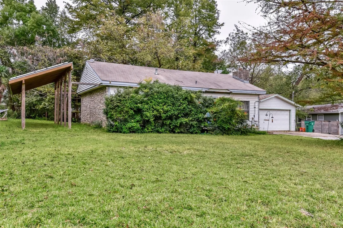 Photo of 1800 Rockcliff RD