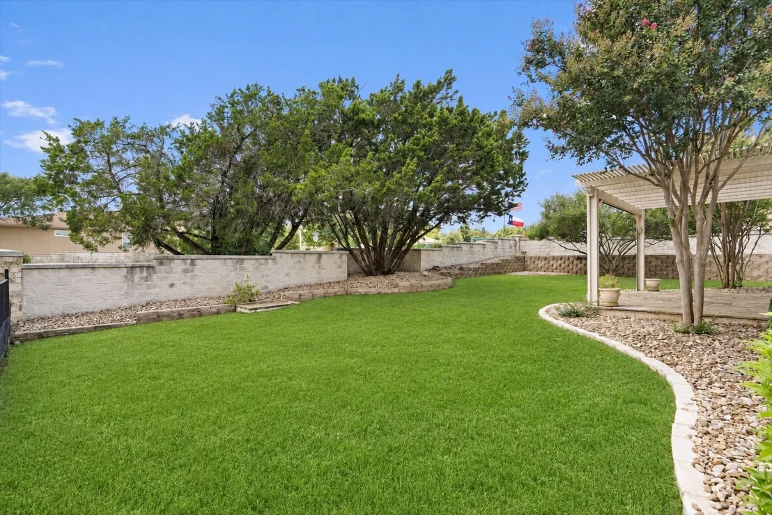 Photo of 102 Emory Peak TRL