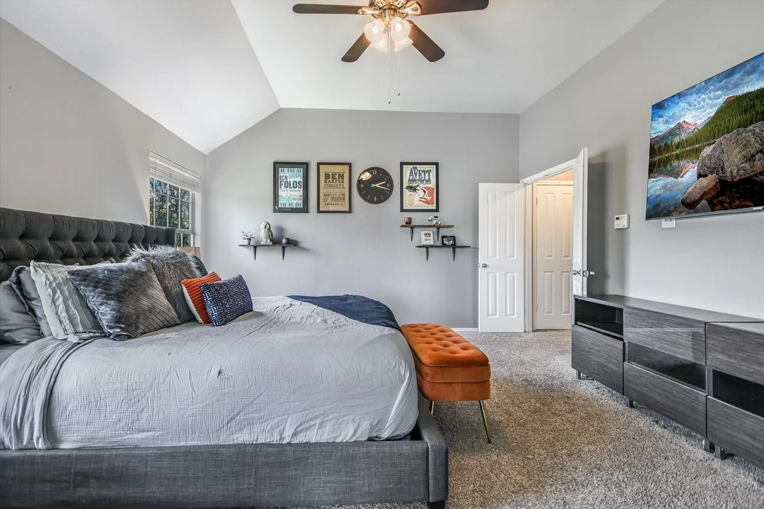 Photo of 8529 Axis DR