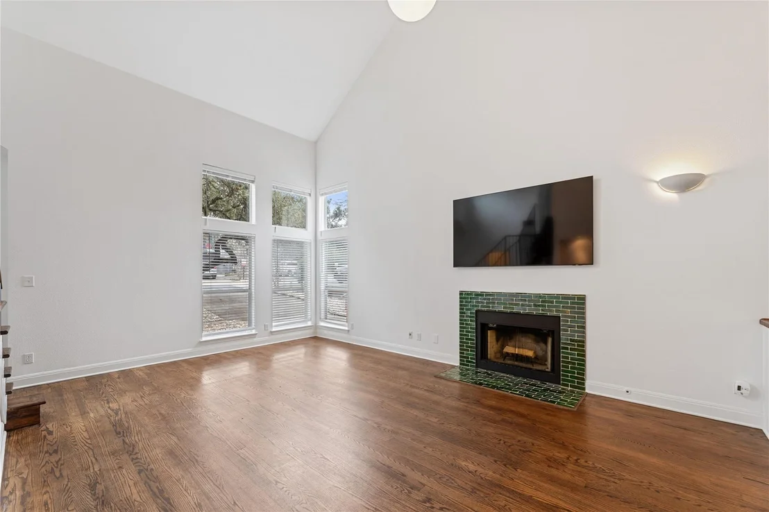 Photo of 2004 Wilson ST