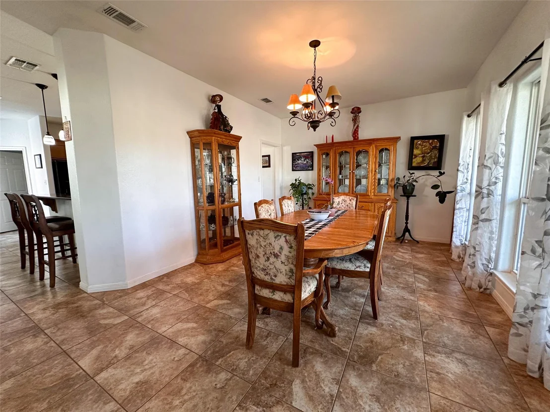 Photo of 368 Woodlands DR