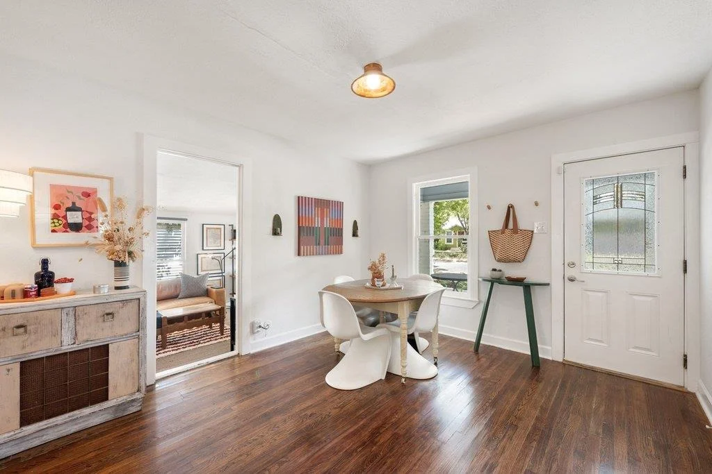 Photo of 403 W 55th ST