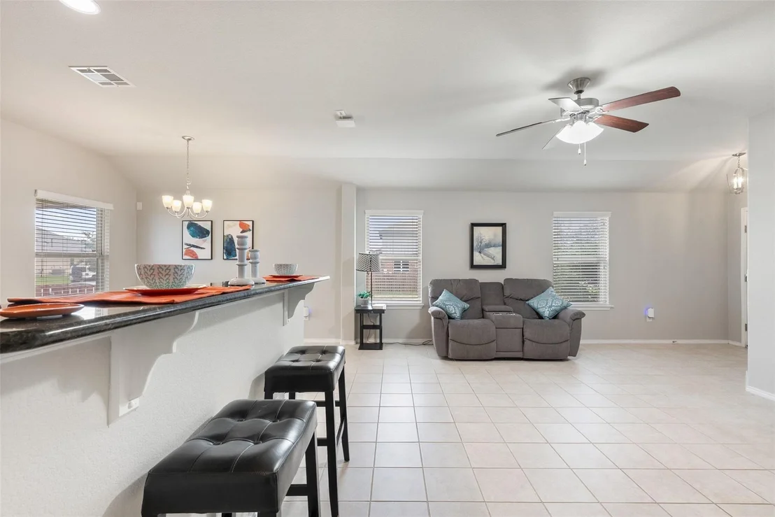 Photo of 5980 Heron DR
