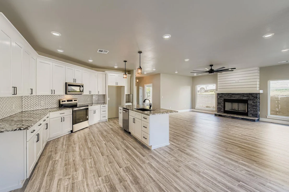Photo of 1403 Sunset DR