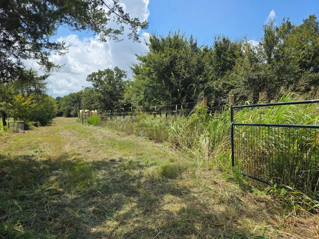 Photo of 11305 Cooper LN