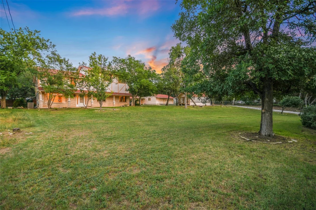 Photo of 5799 Rittenhouse Shore DR