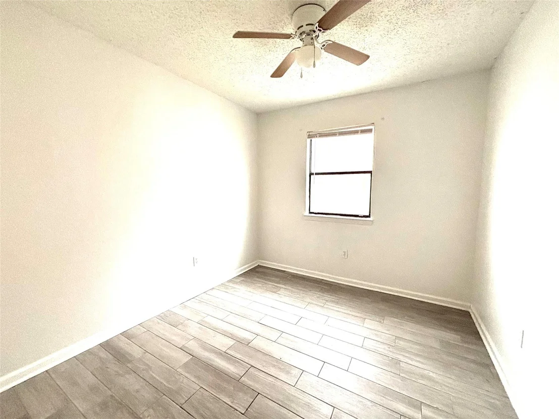 Photo of 2616 Hidden Valley DR