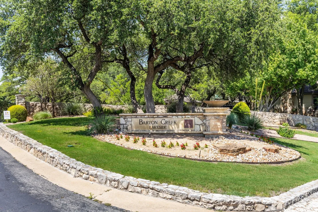 Photo of 2433 Founders CIR