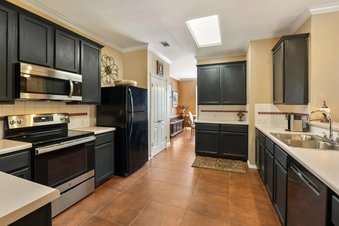 Photo of 1028 Thackeray LN