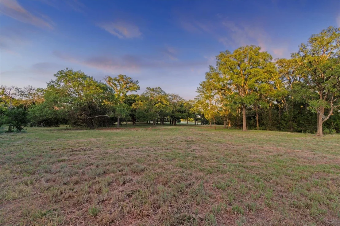 Photo of 385 Sunset Ridge DR