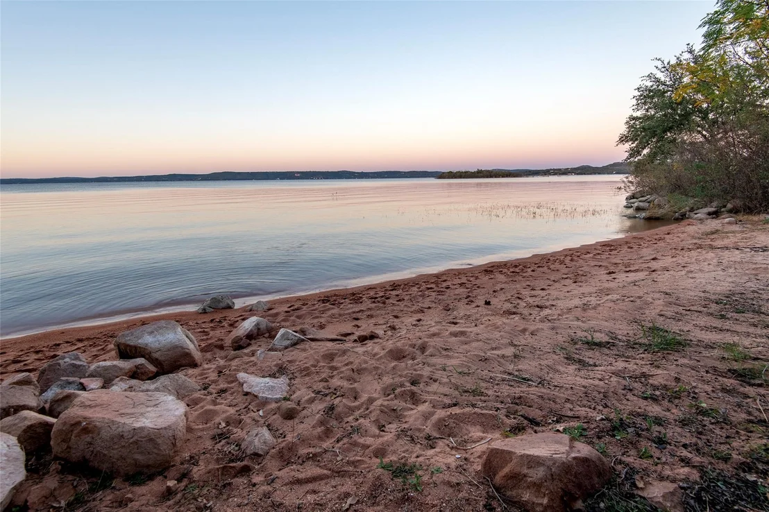 Photo of 247 Peninsula DR