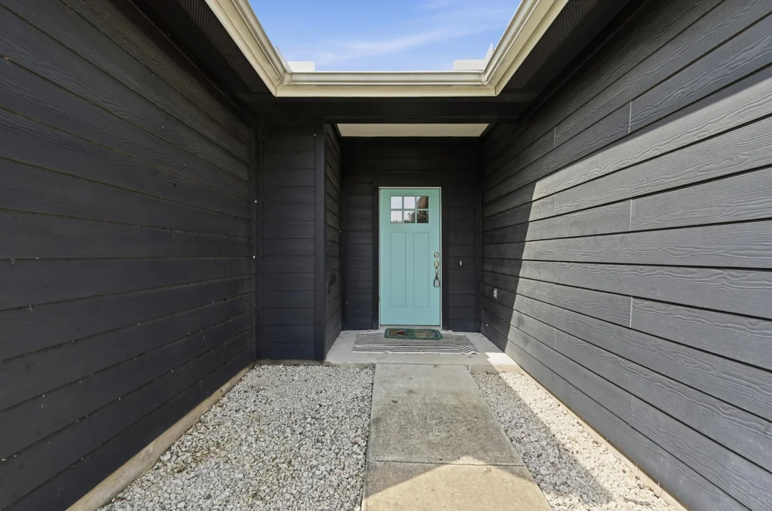 Photo of 4207 Alexandria DR