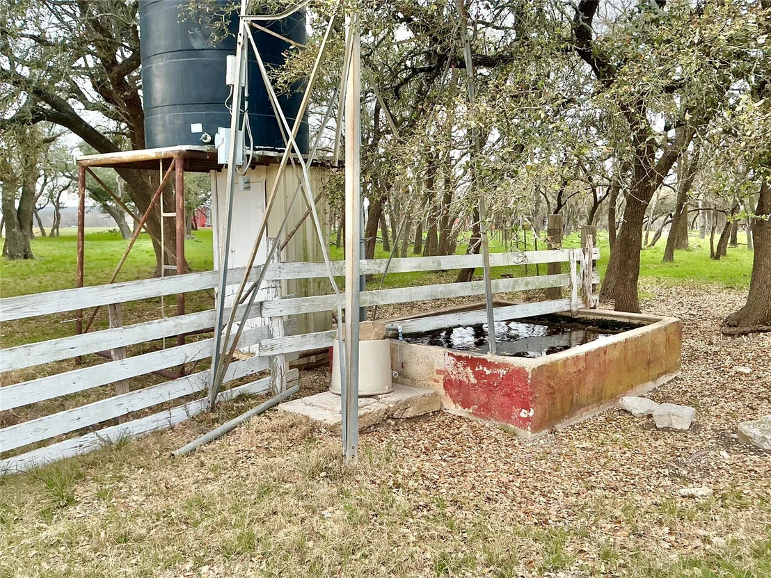 Photo of 2501 County Road 228