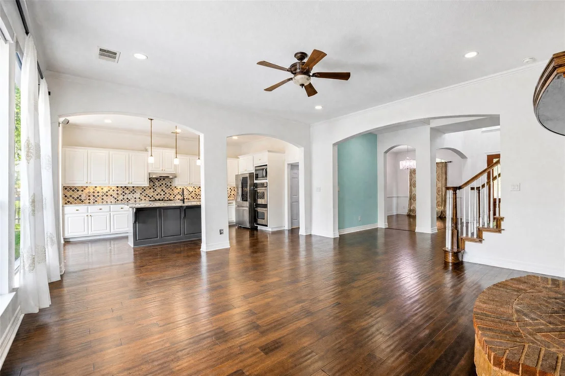 Photo of 2260 Fernspring DR