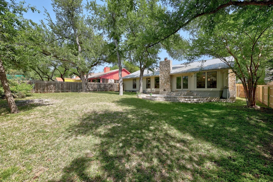 Photo of 7416 Fireoak DR