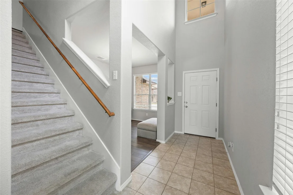 Photo of 124 Igneous LN