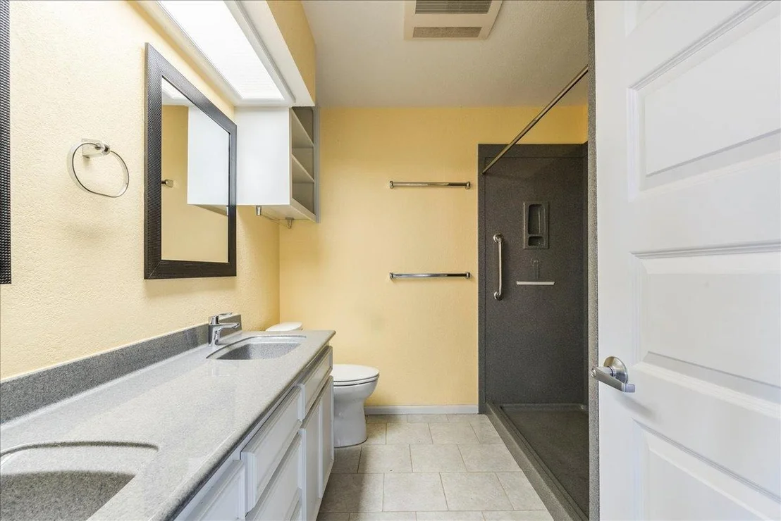 Photo of 7300 Tanbark CV