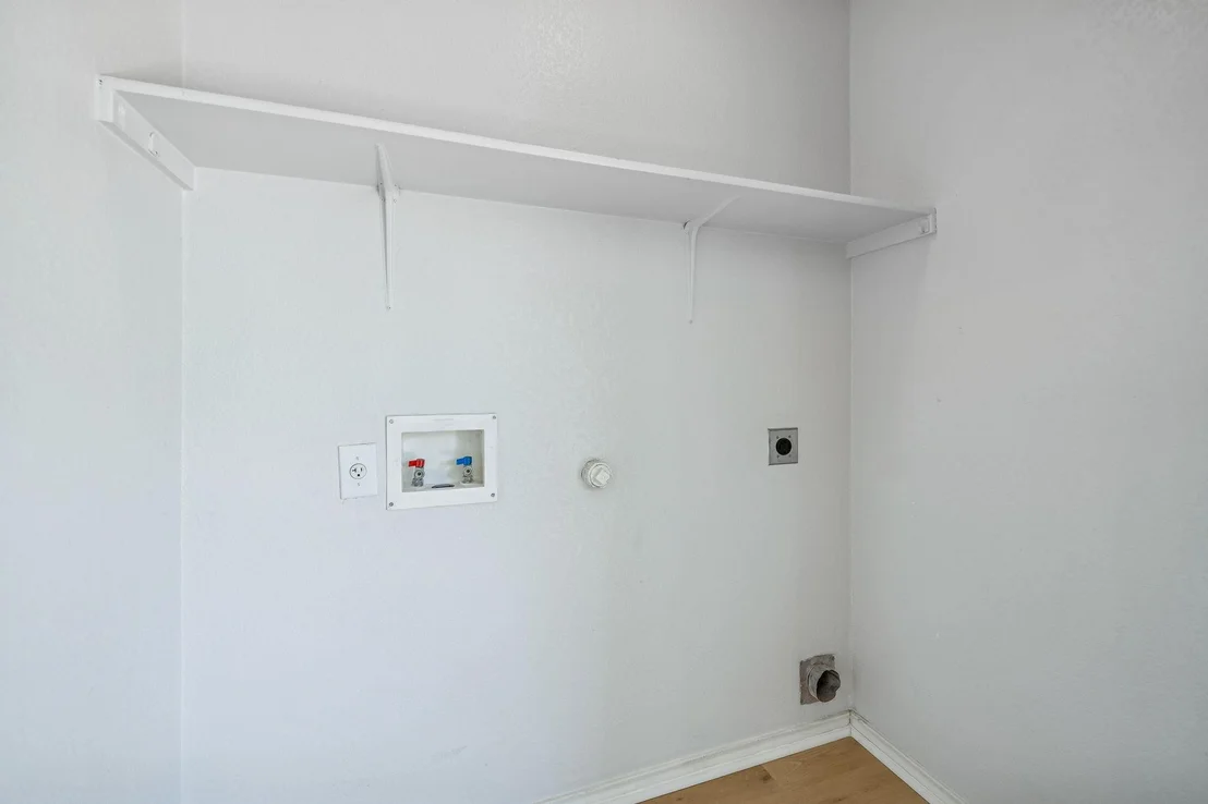 Photo of 8609 Quinton CV