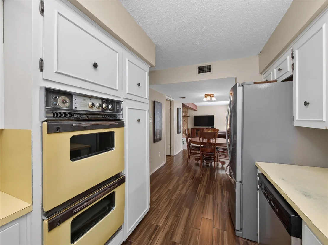Photo of 12901 Sherbourne ST