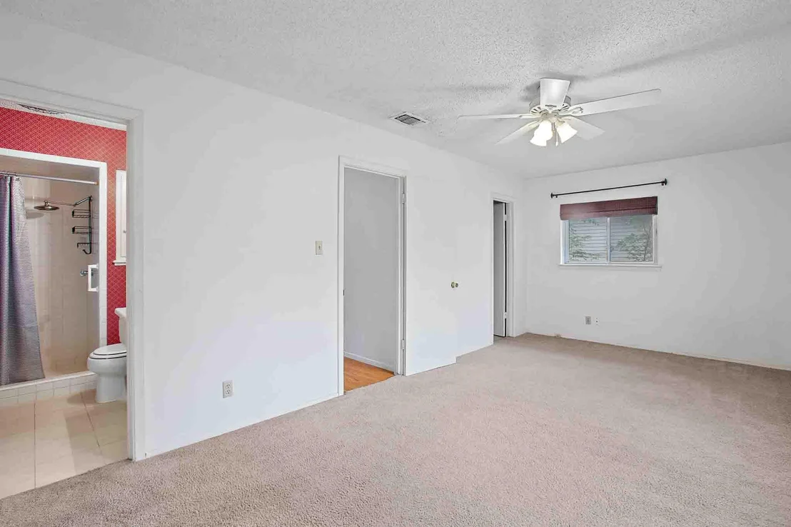 Photo of 1912 Parkside LN
