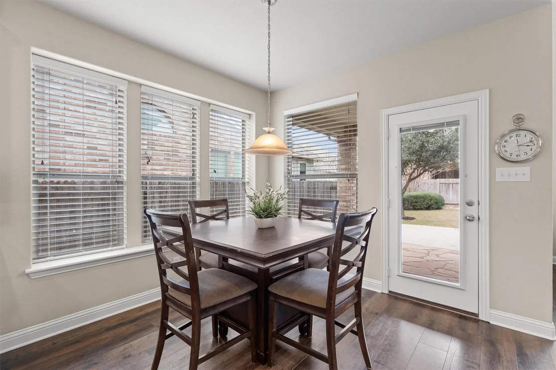 Photo of 3053 Agave LOOP